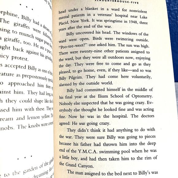 Slaughterhouse-Five - Picture 6 of 7